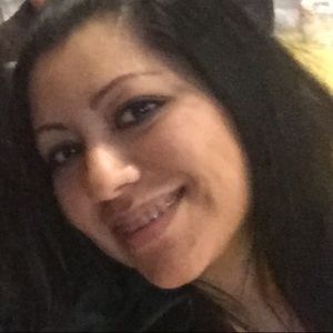 Meet your Posher, Cinthia